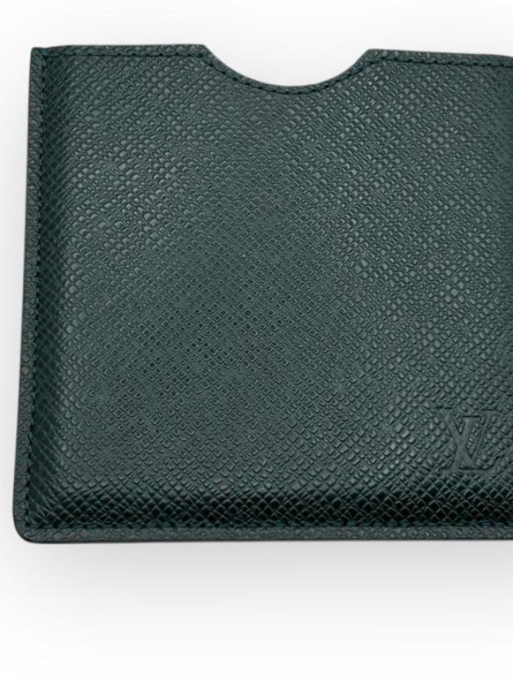 Authentic RARE Louis Vuitton Dark Green Taiga Leather Card Holder - Picture 7 of 9